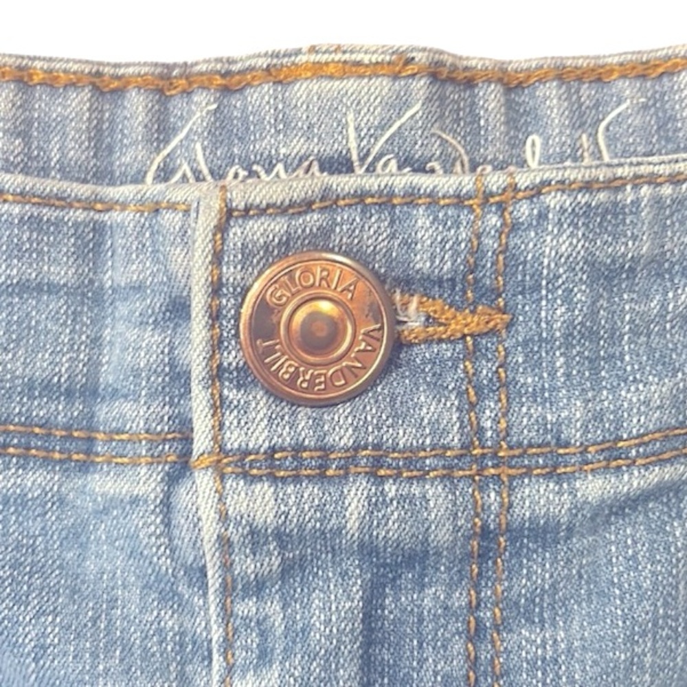 Gloria Vanderbilt Keegan Denim Shorts Size 12 - Picture 3 of 9